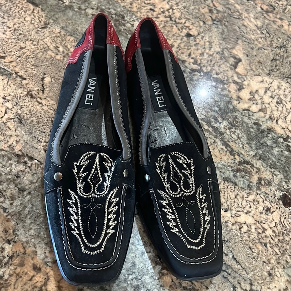 Vaneli Shoes